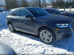 WA1BNAFY7L2082406 2020 AUDI Q5
