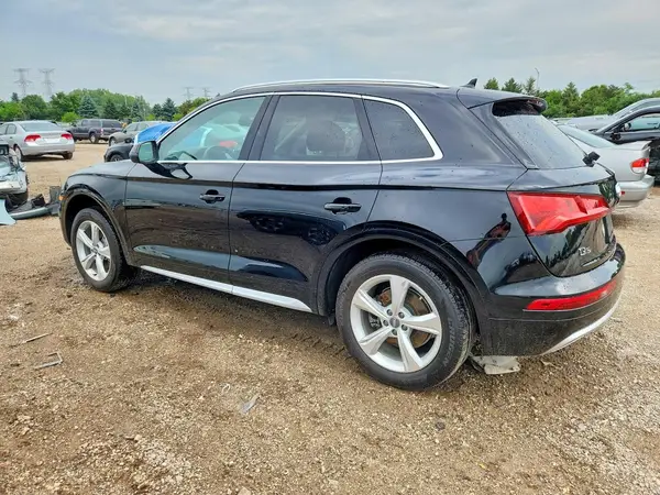 WA1BNAFY7L2092451 2020 AUDI Q5 - Image 2