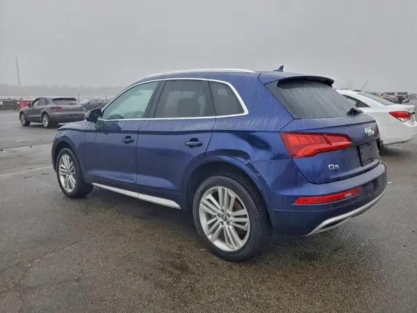 WA1BNAFY7L2106820 2020 AUDI Q5 - Image 2