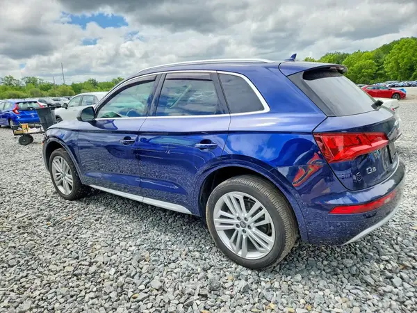 WA1BNAFY8J2000373 2018 AUDI Q5 - Image 2