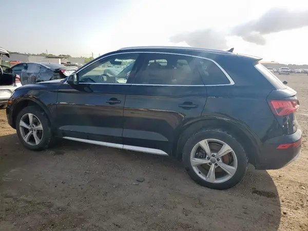 WA1BNAFY8J2003516 2018 AUDI Q5 - Image 2