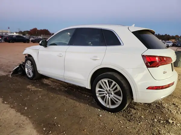 WA1BNAFY8J2007713 2018 AUDI Q5 - Image 2