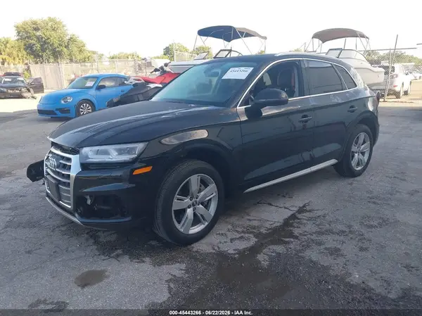 WA1BNAFY8J2008165 2018 AUDI Q5 - Image 2