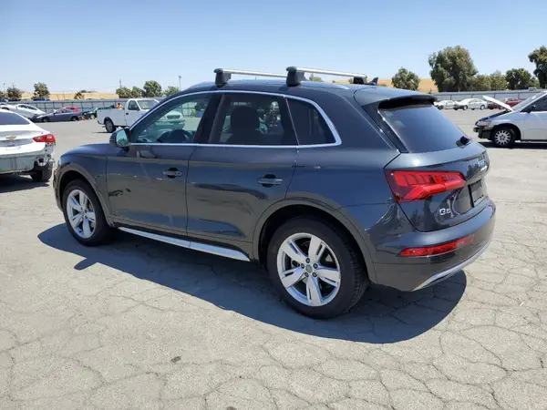 WA1BNAFY8J2008943 2018 AUDI Q5 - Image 2