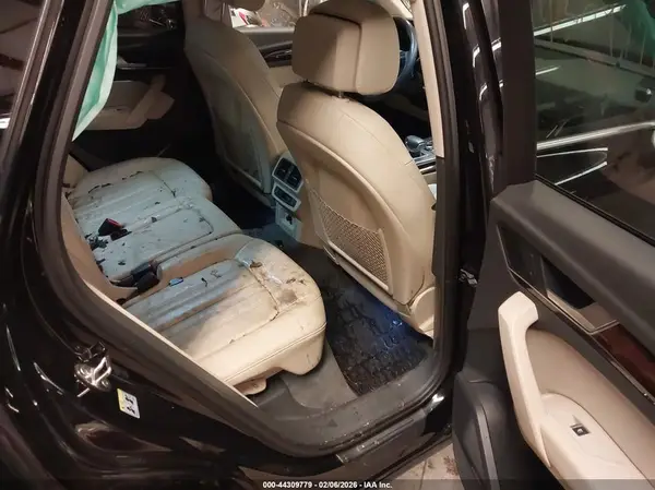 WA1BNAFY8J2009249 2018 AUDI Q5 - Image 8