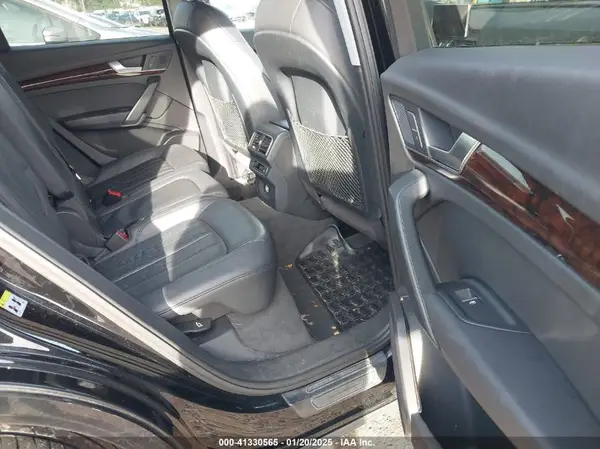 WA1BNAFY8J2009820 2018 AUDI Q5 - Image 8