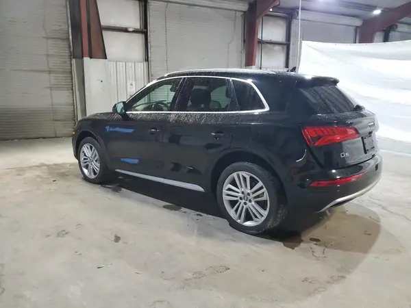 WA1BNAFY8J2023331 2018 AUDI Q5 - Image 2