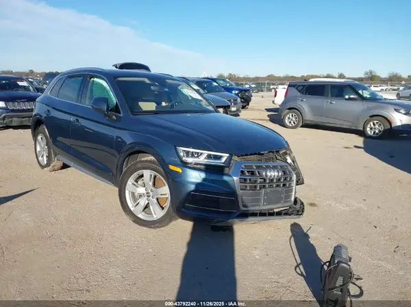 WA1BNAFY8J2023488 2018 AUDI Q5 - Image 1