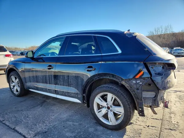 WA1BNAFY8J2032465 2018 AUDI Q5 - Image 2