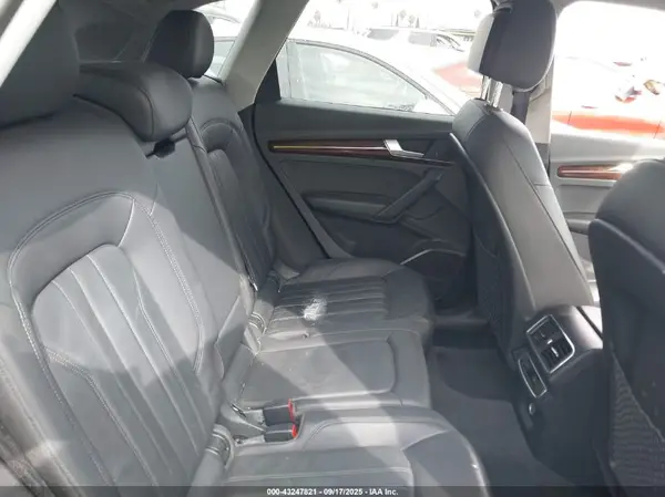 WA1BNAFY8J2042297 2018 AUDI Q5 - Image 8