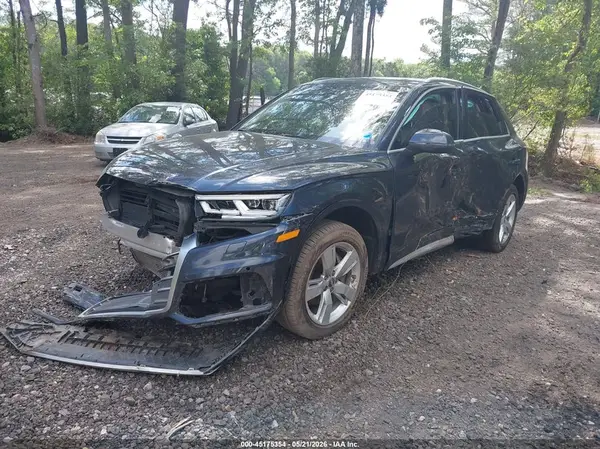 WA1BNAFY8J2045541 2018 AUDI Q5 - Image 2