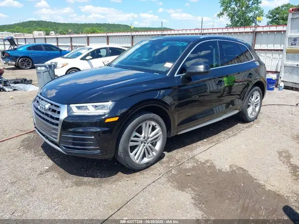 WA1BNAFY8J2046995 2018 AUDI Q5 - Image 2