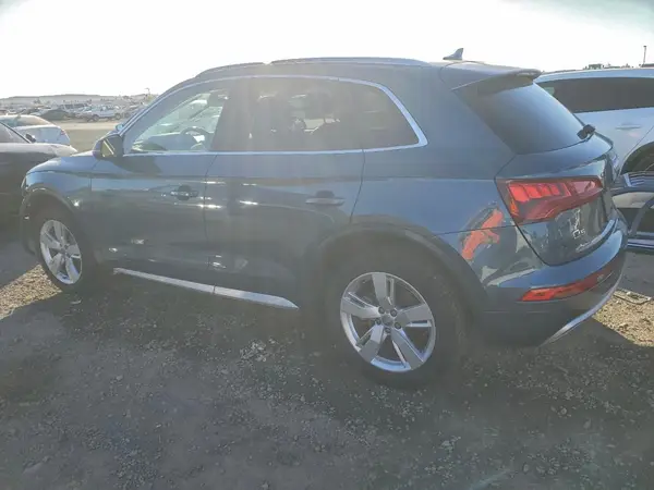 WA1BNAFY8J2050531 2018 AUDI Q5 - Image 2