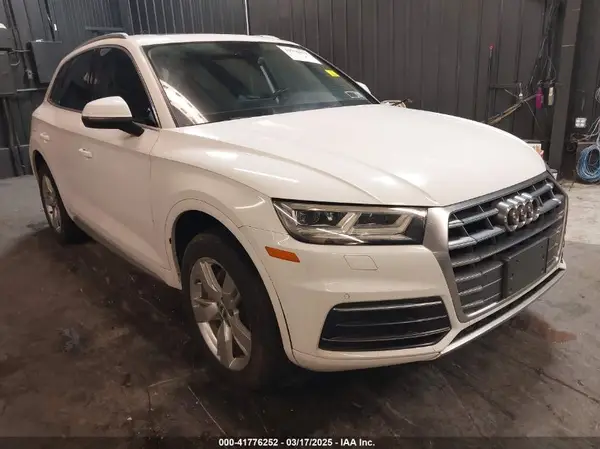 WA1BNAFY8J2053400 2018 AUDI Q5 - Image 1