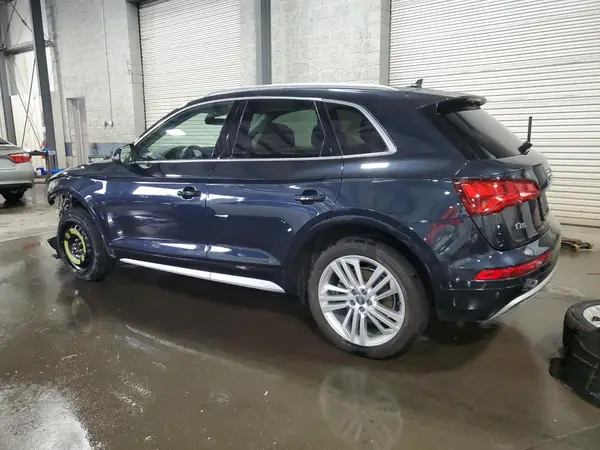 WA1BNAFY8J2058421 2018 AUDI Q5 - Image 2