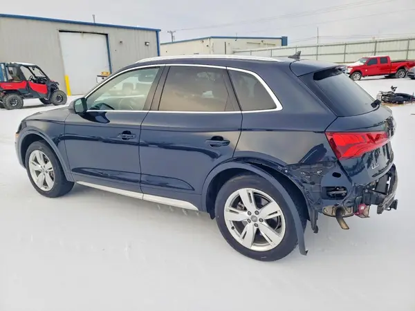 WA1BNAFY8J2067247 2018 AUDI Q5 - Image 2