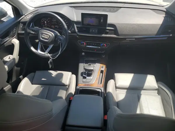 WA1BNAFY8J2072447 2018 AUDI Q5 - Image 8