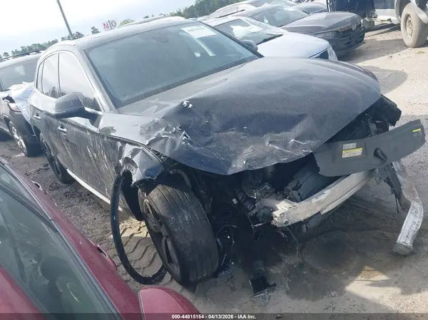 WA1BNAFY8J2076031 2018 AUDI Q5 - Image 1