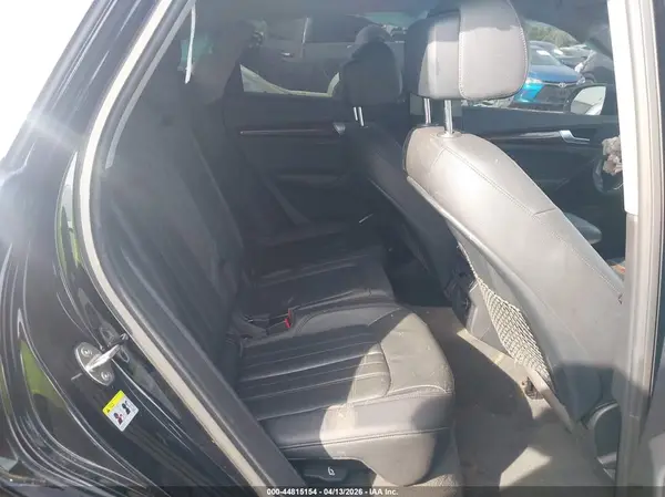 WA1BNAFY8J2076031 2018 AUDI Q5 - Image 8