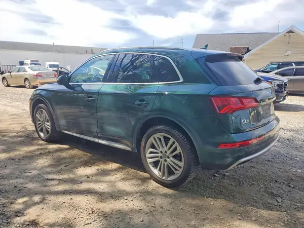 WA1BNAFY8J2077700 2018 AUDI Q5 - Image 2