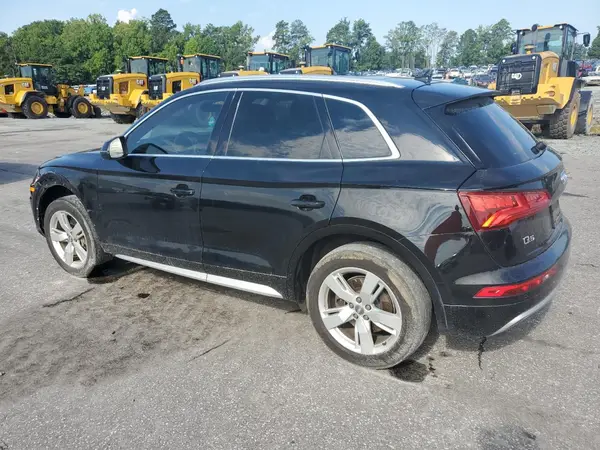 WA1BNAFY8J2079057 2018 AUDI Q5 - Image 2