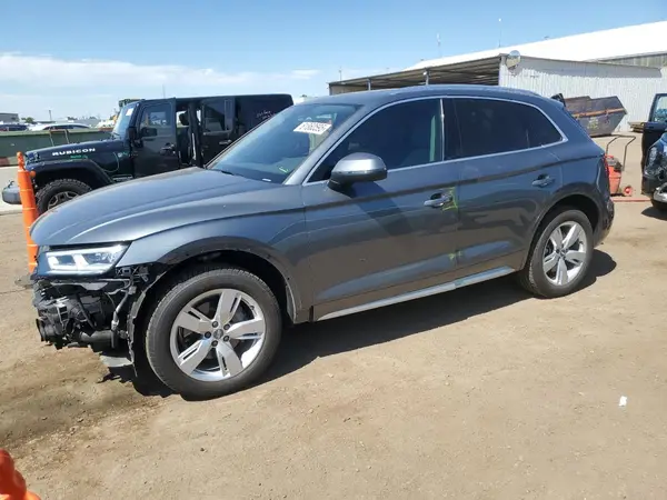 WA1BNAFY8J2082475 2018 AUDI Q5 - Image 1