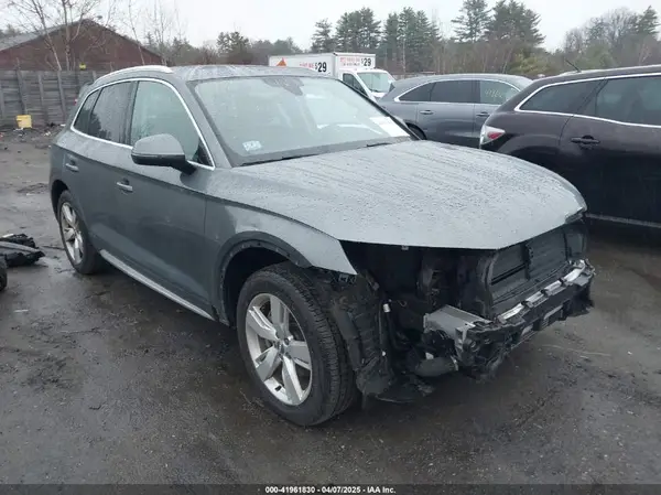 WA1BNAFY8J2087305 2018 AUDI Q5 - Image 1