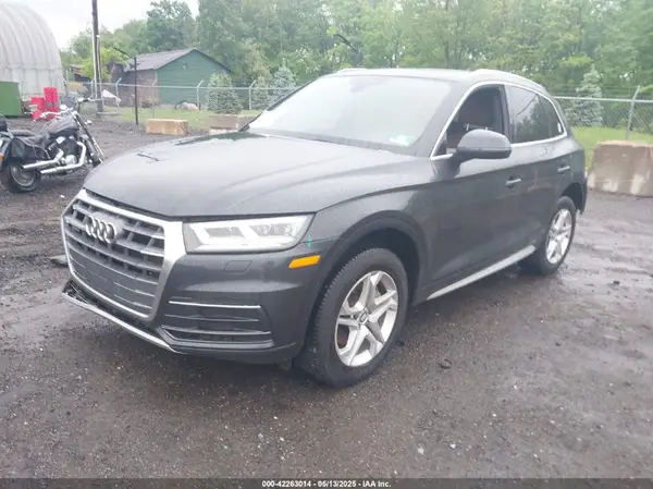 WA1BNAFY8J2088034 2018 AUDI Q5 - Image 2