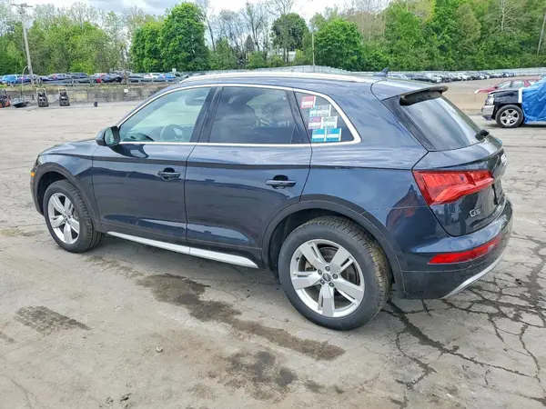 WA1BNAFY8J2089877 2018 AUDI Q5 - Image 2