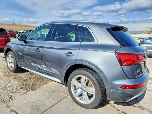 WA1BNAFY8J2099857 2018 AUDI Q5 - Image 2