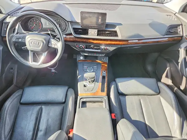 WA1BNAFY8J2099857 2018 AUDI Q5 - Image 8