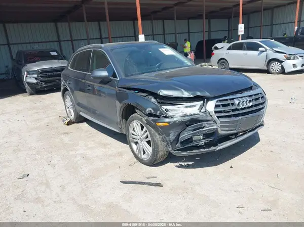 WA1BNAFY8J2105219 2018 AUDI Q5 - Image 1