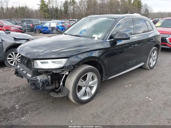 WA1BNAFY8J2109710 2018 AUDI Q5 - Image 2