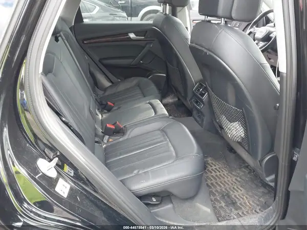 WA1BNAFY8J2109710 2018 AUDI Q5 - Image 8