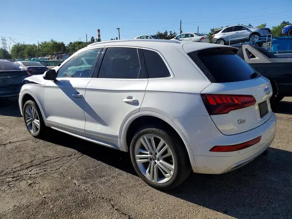 WA1BNAFY8J2113661 2018 AUDI Q5 - Image 2