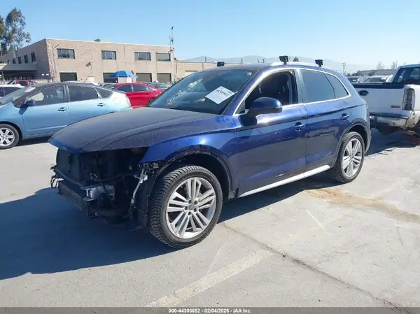 WA1BNAFY8J2120366 2018 AUDI Q5 - Image 2