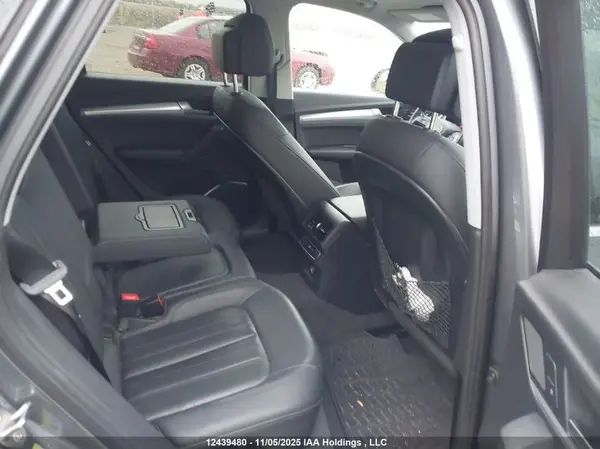 WA1BNAFY8J2131271 2018 AUDI Q5 - Image 8