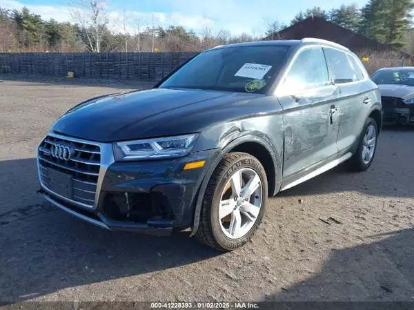 WA1BNAFY8J2137328 2018 AUDI Q5 - Image 2