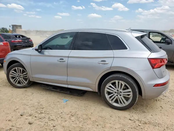 WA1BNAFY8J2138026 2018 AUDI Q5 - Image 2