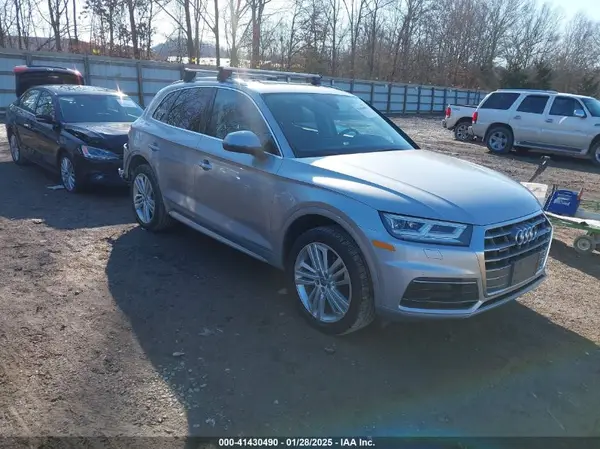 WA1BNAFY8J2142190 2018 AUDI Q5 - Image 1