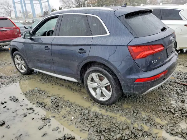 WA1BNAFY8J2143713 2018 AUDI Q5 - Image 2