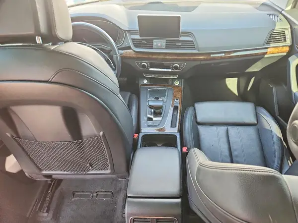 WA1BNAFY8J2145171 2018 AUDI Q5 - Image 8