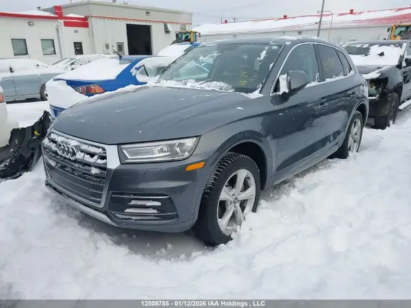 WA1BNAFY8J2159748 2018 AUDI Q5 - Image 2