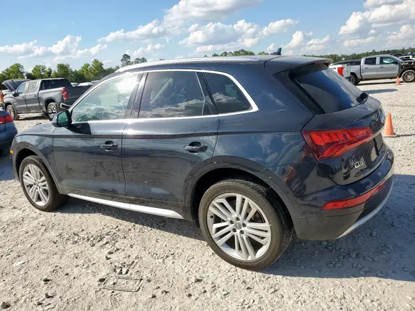 WA1BNAFY8J2160477 2018 AUDI Q5 - Image 2