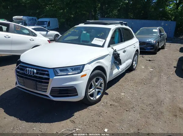 WA1BNAFY8J2173472 2018 AUDI Q5 - Image 2