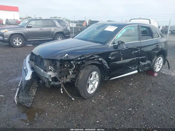 WA1BNAFY8J2182723 2018 AUDI Q5 - Image 2