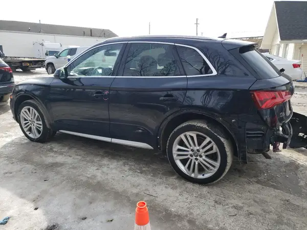 WA1BNAFY8J2194628 2018 AUDI Q5 - Image 2