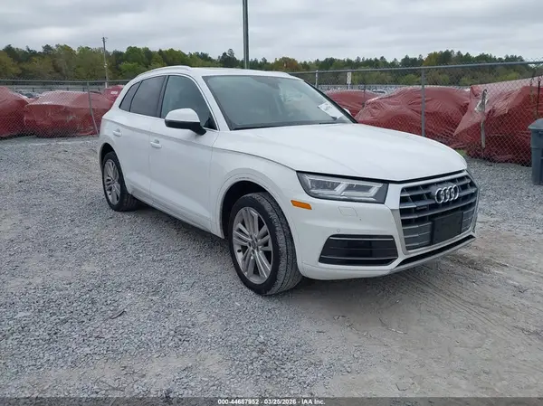 WA1BNAFY8J2200010 2018 AUDI Q5 - Image 1