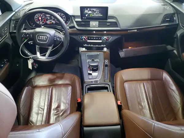 WA1BNAFY8J2200329 2018 AUDI Q5 - Image 8