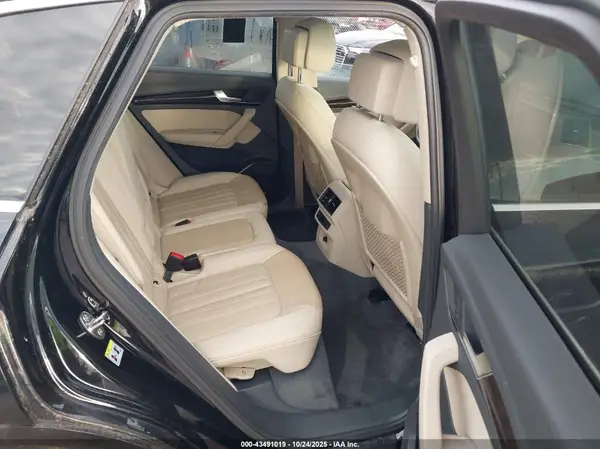 WA1BNAFY8J2202548 2018 AUDI Q5 - Image 8